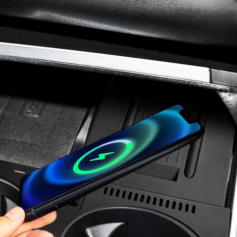 Applicable to the new BMW X5 X6 X7 wireless charger, compatible with the original car with NFC induction box USB charging pad image 3