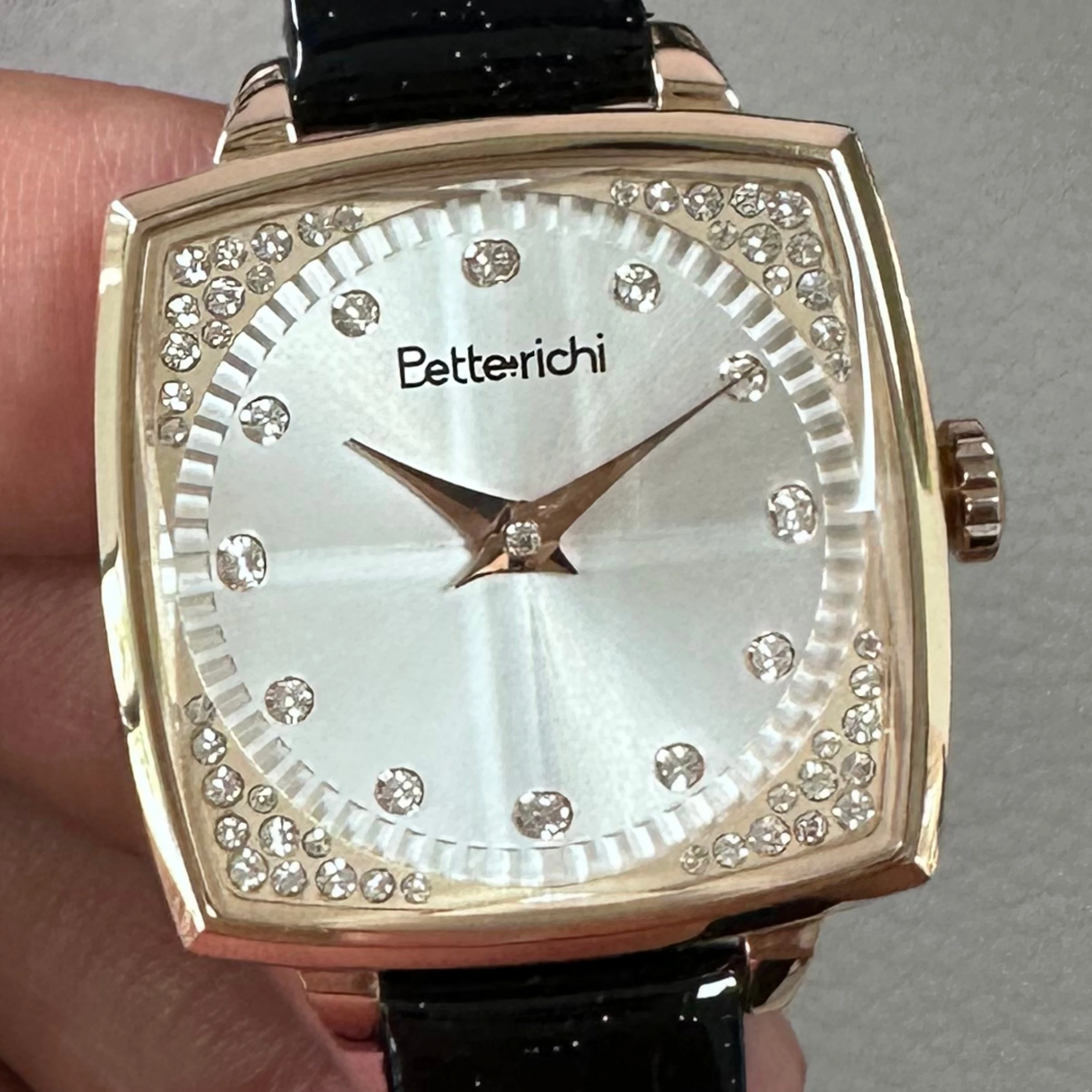 New 28mm Women Quart zelegant Watch square dial Elegant Diamond Quartz fashion ladies watch reloj luxe poedagar relojes diamond