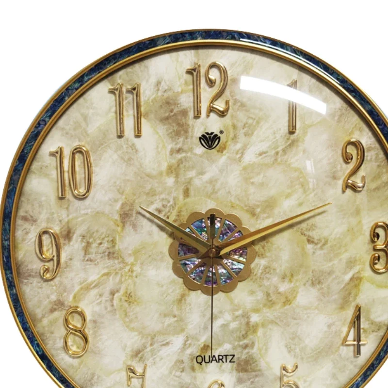 Light Luxury Decorative Wall Clock Fashionable Modern Silent Quartz Clock Living Room Aesthetic Art Relogio De Parede Decor