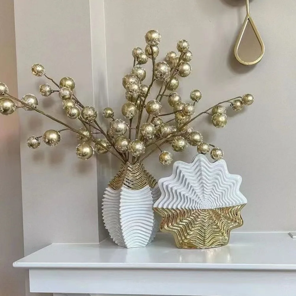 

New Arrival White And Gold Vase Exquisite Ginger Jar Vase For Home Décor, Unique Stylish Jar Design