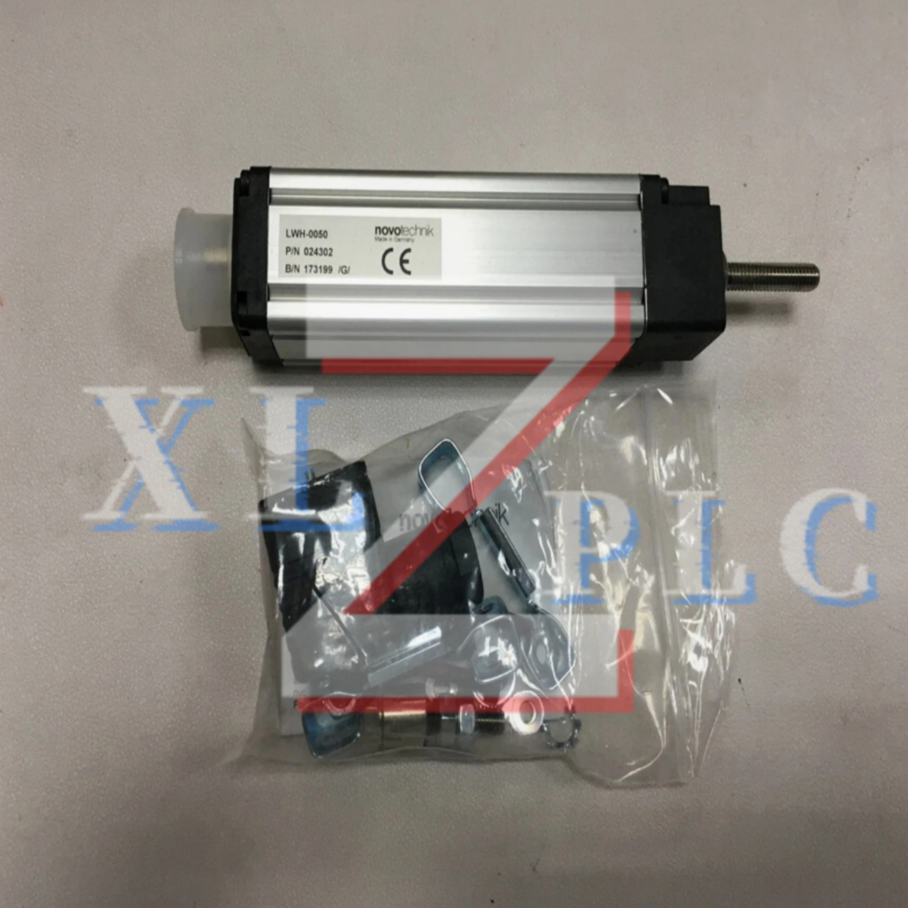 

Датчик перемещения LWH-0050 LWH-0075 новый в наличии