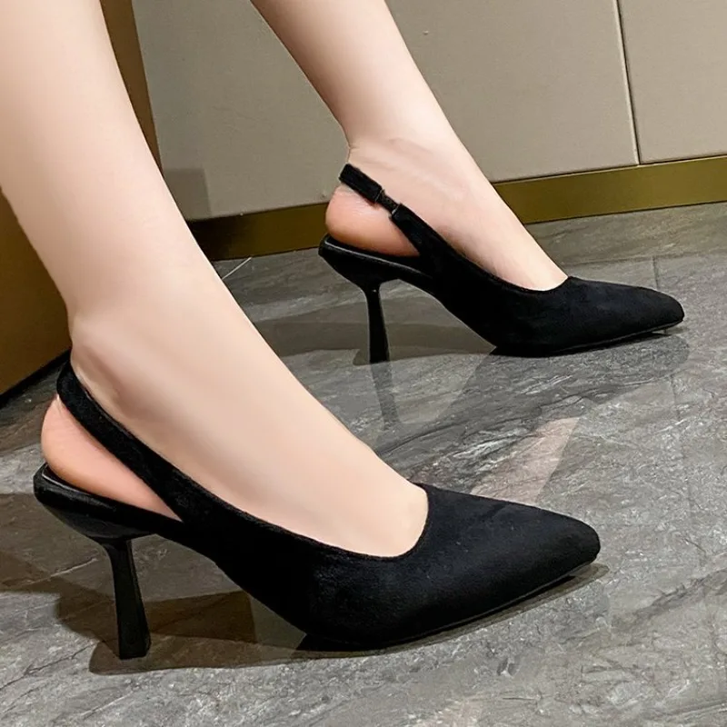 

2026 Summer Sandals Women Fashion Pointy Shallow Mouth Set Foot Back Air Anti-slip Wear Heels