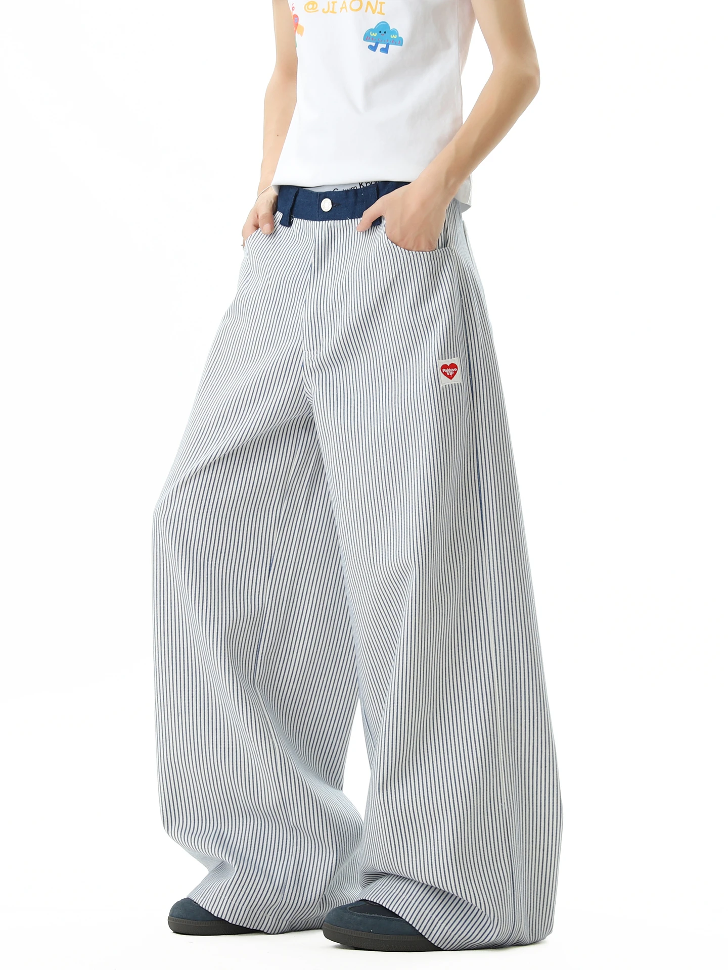 

Мужские свободные повседневные брюки с прямыми штанинами и вышивкой в вертикальную полоску в американском стиле, модные брендовые летние брюки...