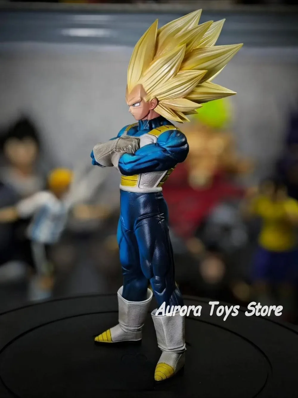 Figurki Anime Dragon Ball Z 31-33cm SSJ3 Trunks Vegeta Figurki Akcji Statuetki Pvc Ozdoby na Biurko Kolekcja Model Zabawki Prezenty