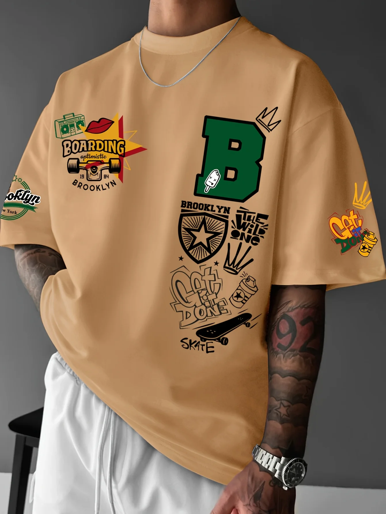 جديد الرجال الصيف بروكلين تصميم رسالة مطبوعة تنفس جولة الرقبة تي شيرت في الهواء الطلق الشارع نمط أعلى 2025