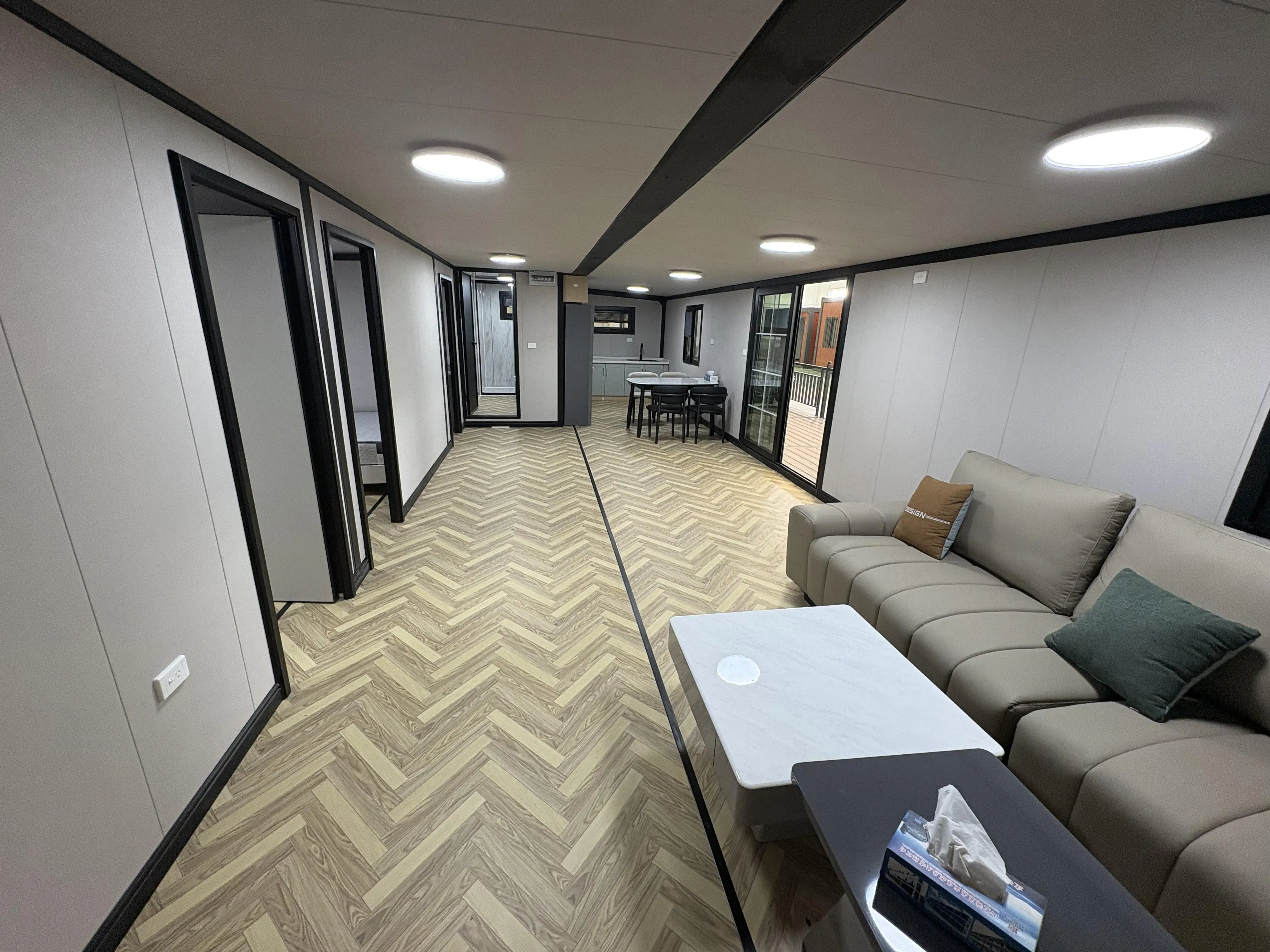 Two 2 3 Bedroom Foldable Folding Portable 40ft Double Wing Cabin Expandable Prefab Living Container House Homes for Hotel