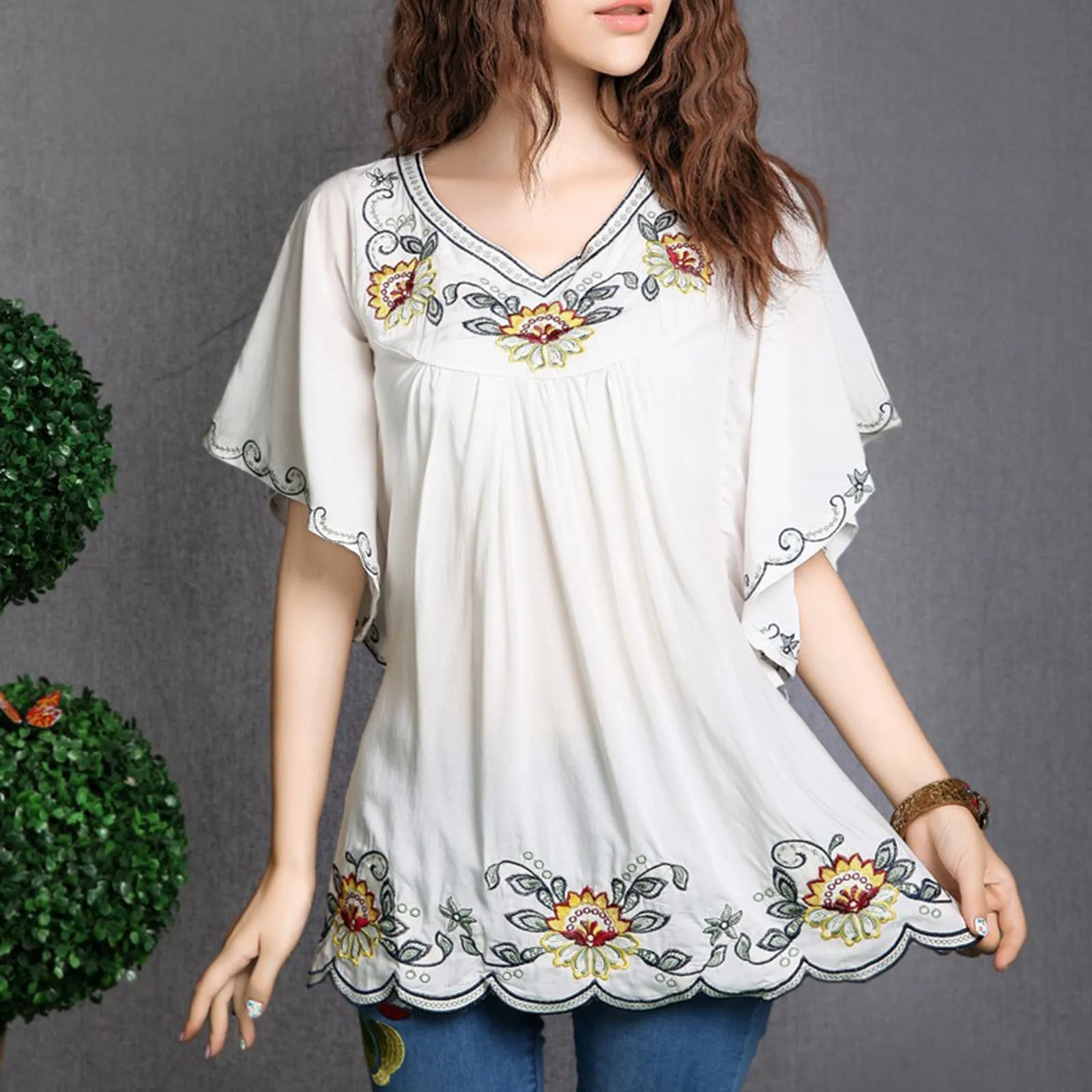 Tunic Women Mori Girl Embroidery Ethnic Retro Trend Top Shirt Bat Sleeve Short Sleeve Loose V Neck Large Size Korean Shirt