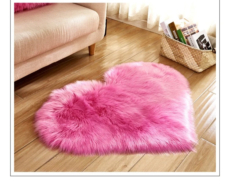Herzförmiger Kunstfell-Teppich Weiß-Rosa Plüschteppich Rutschfester Weicher Teppich für Zimmer Schlafzimmer Tür Dekorative Bodenmatten S/M/L – Detail 5