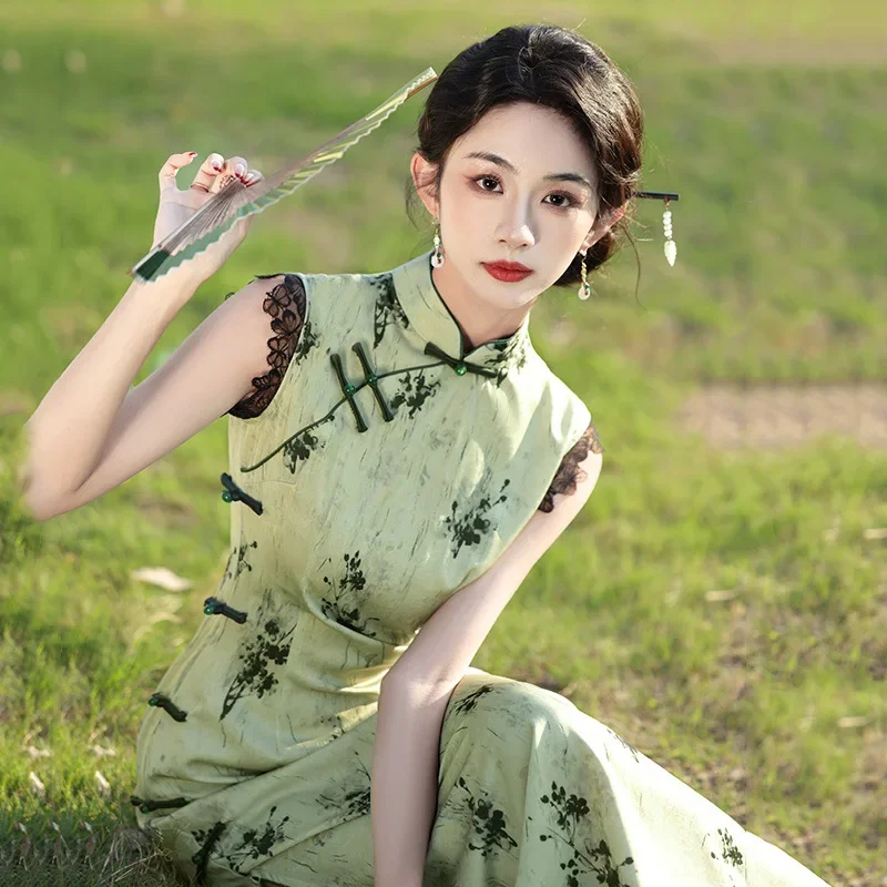 

Элегантное длинное платье Ципао с зеленым принтом без рукавов в китайском стиле с воротником-стойкой, 2024 год