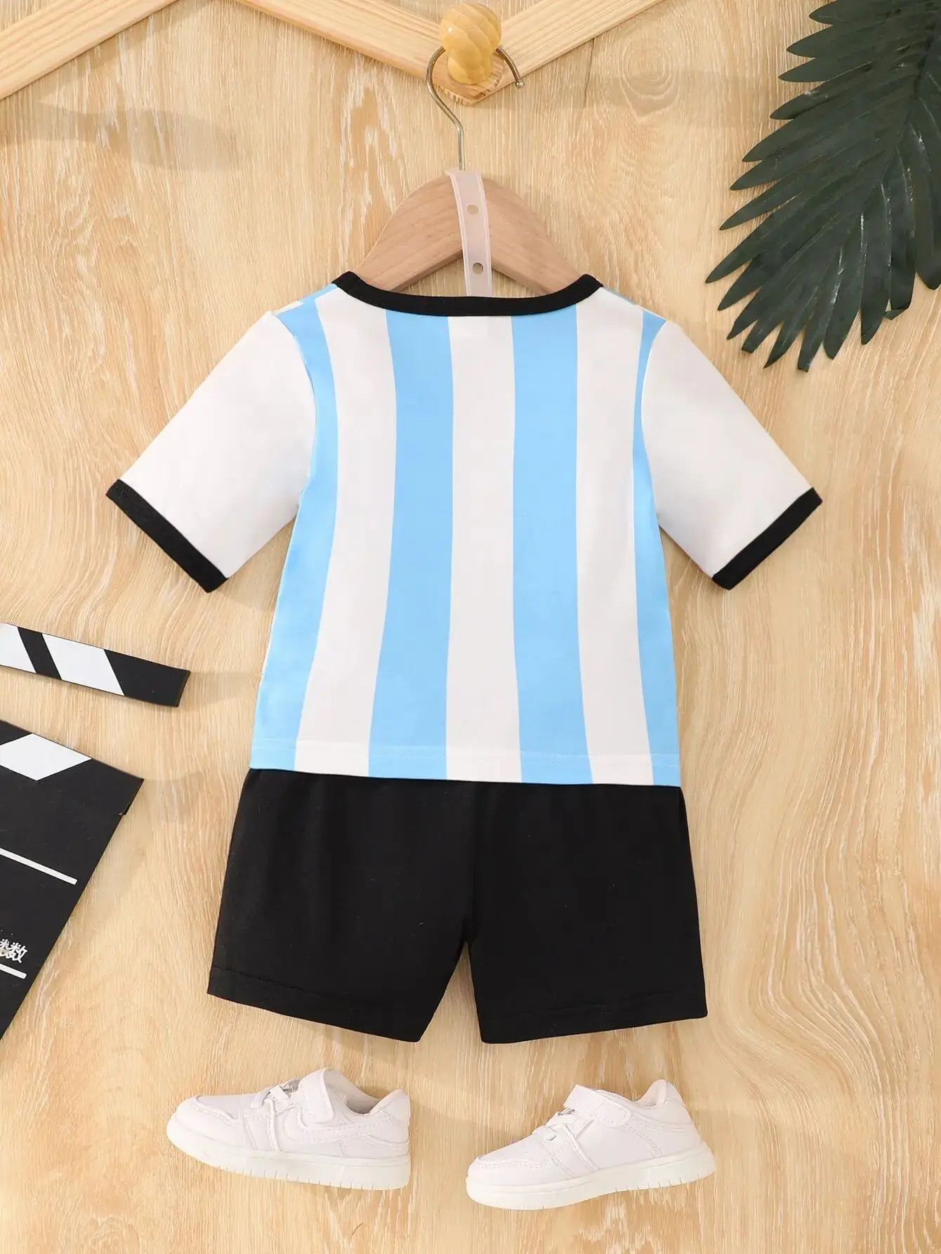 مجموعة أطفال صيفية جديدة لعام 2025 قمصان ميسي و رونالدو صيفية ثلاثية الأبعاد مطبوعة للأطفال مجموعة تدريب كرة القدم للأولاد قابلة للتنفس ماصة للعرق spo #2