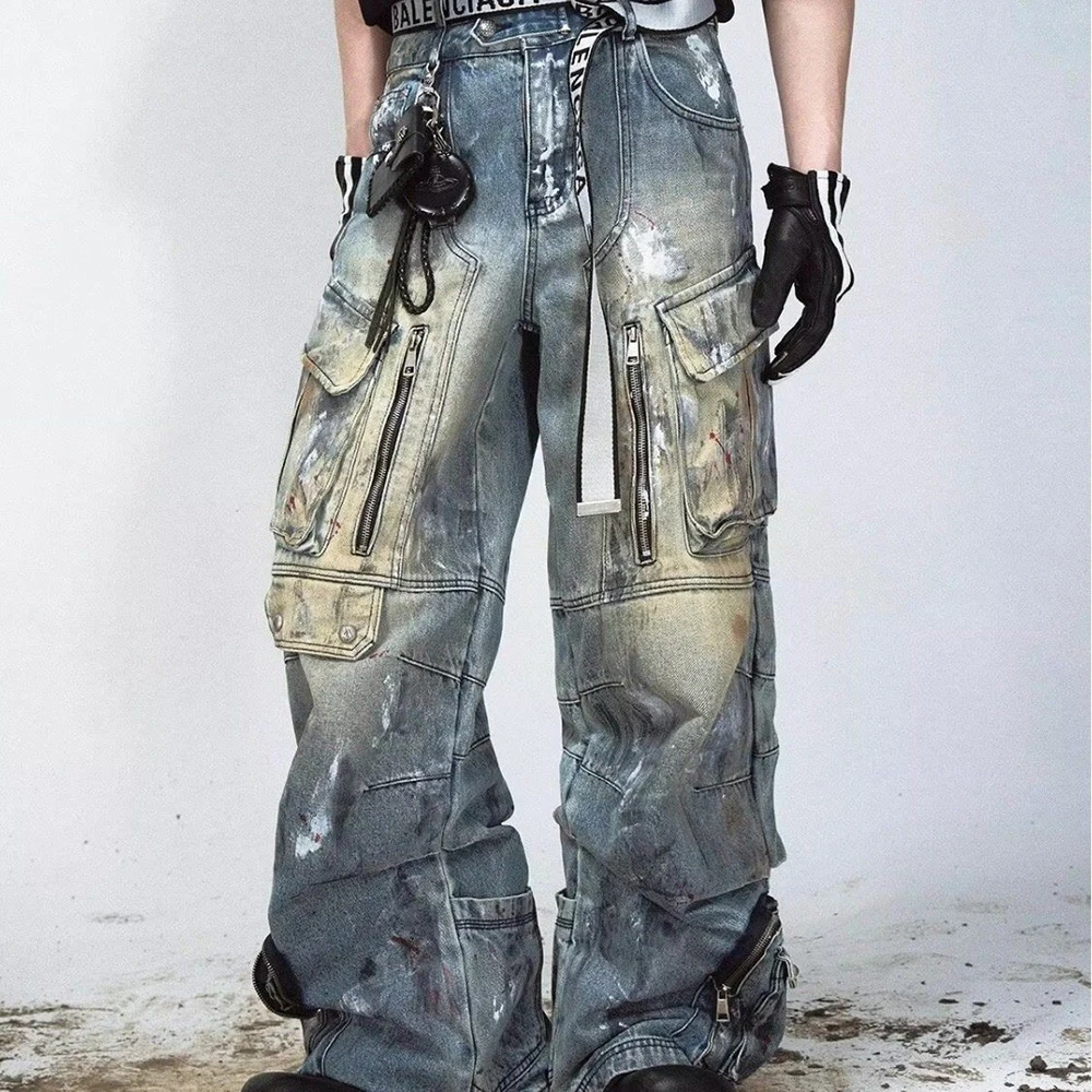 Jeans Pria Celana Kasual Grafiti Tidak Beraturan Banyak Saku Kargo Celana Kaki Lebar Fashion Pakaian Jalanan Musim Panas Pakaian Pria 2025 Baru