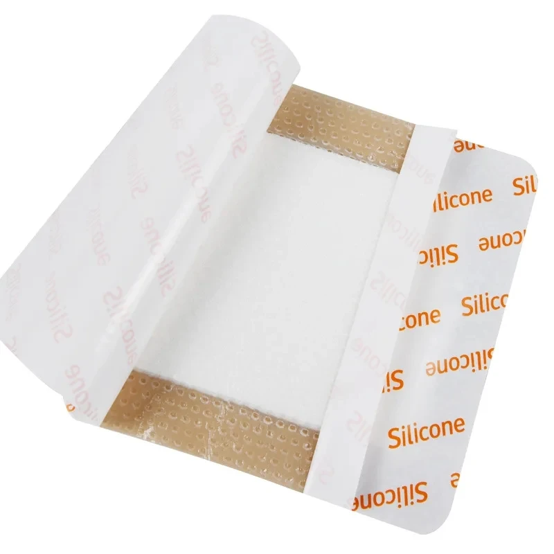 1Pcs Sterilized Waterproof Wound Dressing Plaster Silicone Foam Dressing with Border Adhesive Bandage Home Travel First Aid Kit