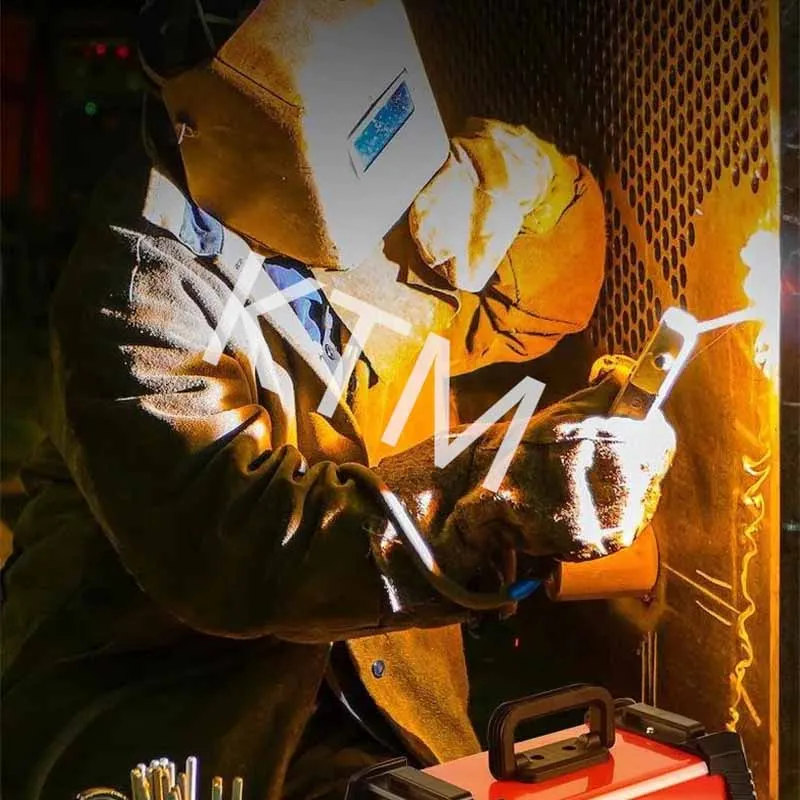 ماكينة لحام كهربائية محمولة من KOTUMY ماكينة لحام محمية بغاز ثاني أكسيد الكربون ماكينة لحام غير غاز 220 فولت الوزن الصافي: 5.15 كجم #3