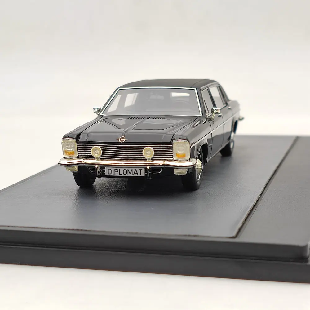 MATRIX-MODELS 1/43 for Opel Diplomat B Lang Vogt 1974 black MX11502-061 Resin Model Car Limited Collection Auto Toys Gift