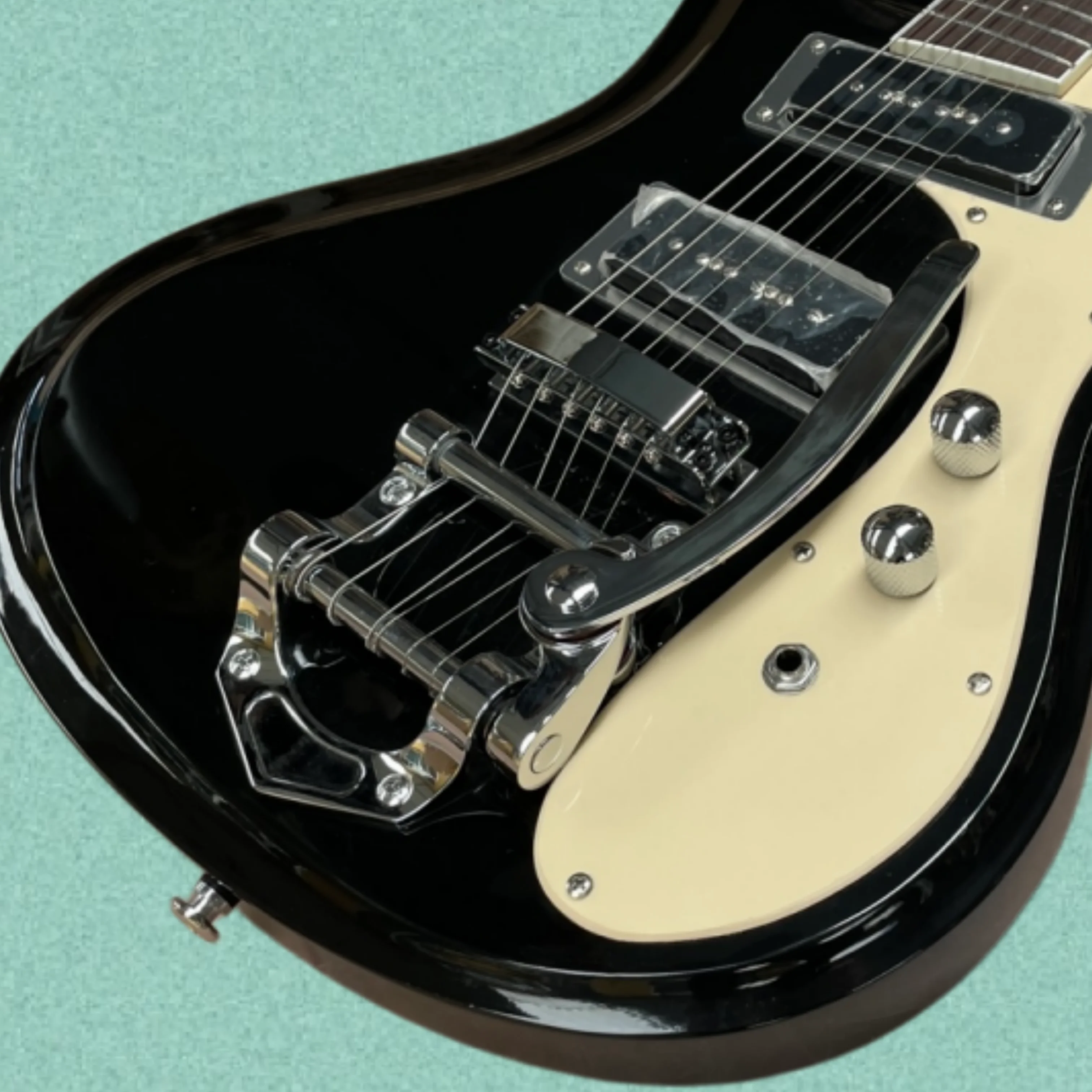 Black 6-string electric guitar - Electric Guitar Beginner 评论和价格