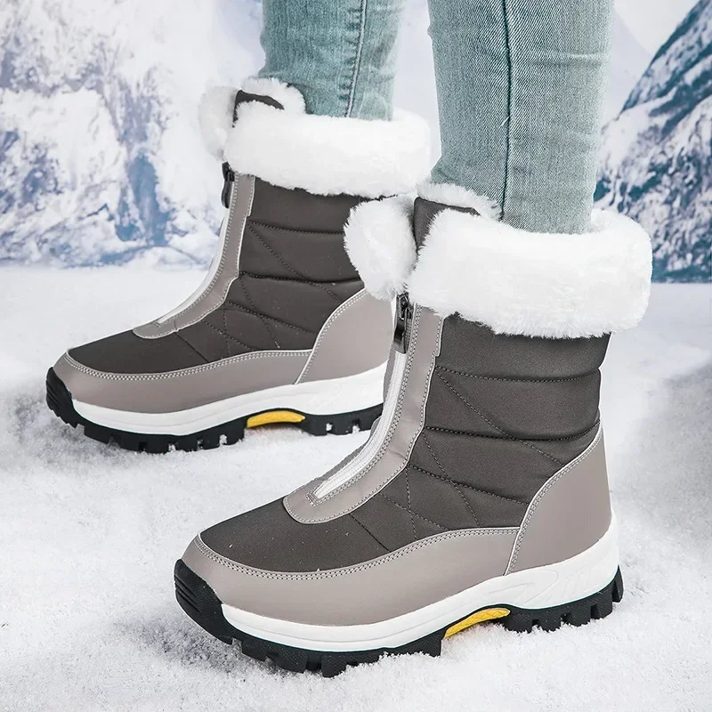 Winter plush and thick snow boots for outdoor sports women\'s anti-skid and waterproof zipper with plush thick sole Platform New