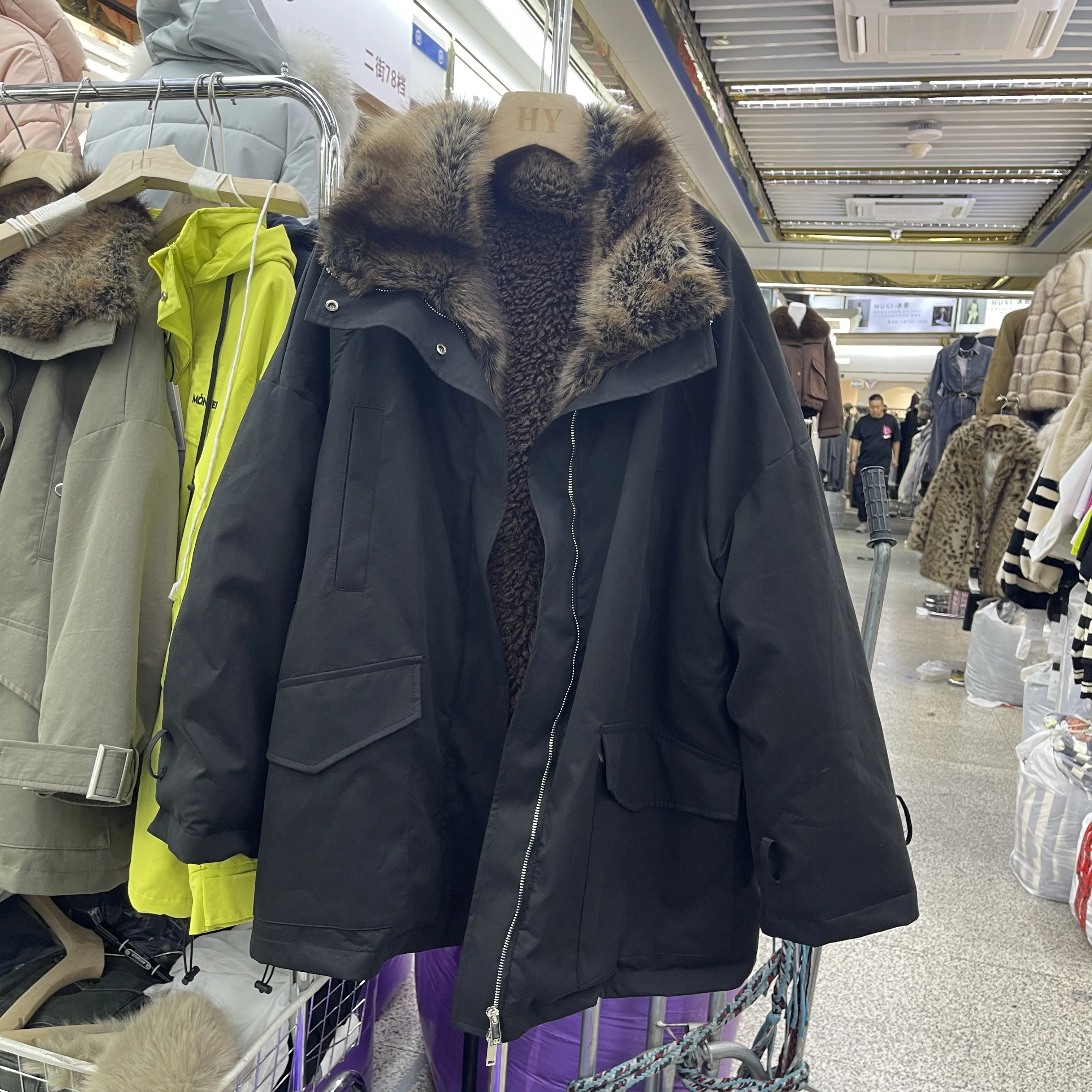 Army Green Parka for Women Winter 2025 New Faux Fur Lining Warm Thickened Workwear Jacket Loose Jacket