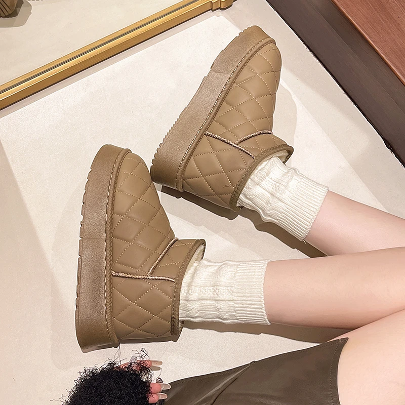 Women\'s Velvet Thickening 2024 New Winter Fashion Short-tube Slip-on Warm Bread Cotton Shoes Uggs  Winter Boots