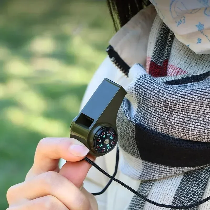 

Многофункциональный свисток 3-в-1 премиум-класса для активного отдыха с компасом, термометром, функцией судейского свистка, для кемпинга и походов.