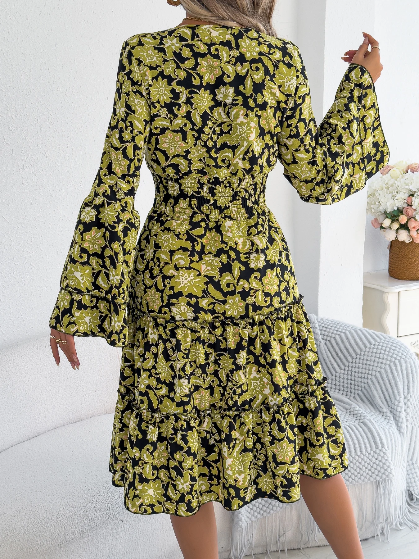 Elegant V Neck Contrast Color Floral Print Dresses 2026 Spring Autumn Casual Flare Long Sleeve Ruffled Maxi Dress Woman Clothing