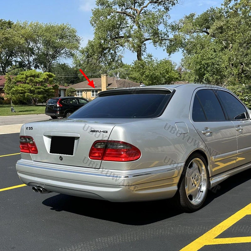 Für Benz W210 1996-2002 W210 E-Klasse E200 E260 E55 E63 Heckklappen-Spoiler aus Kohlefaser, Original-Werksausführung