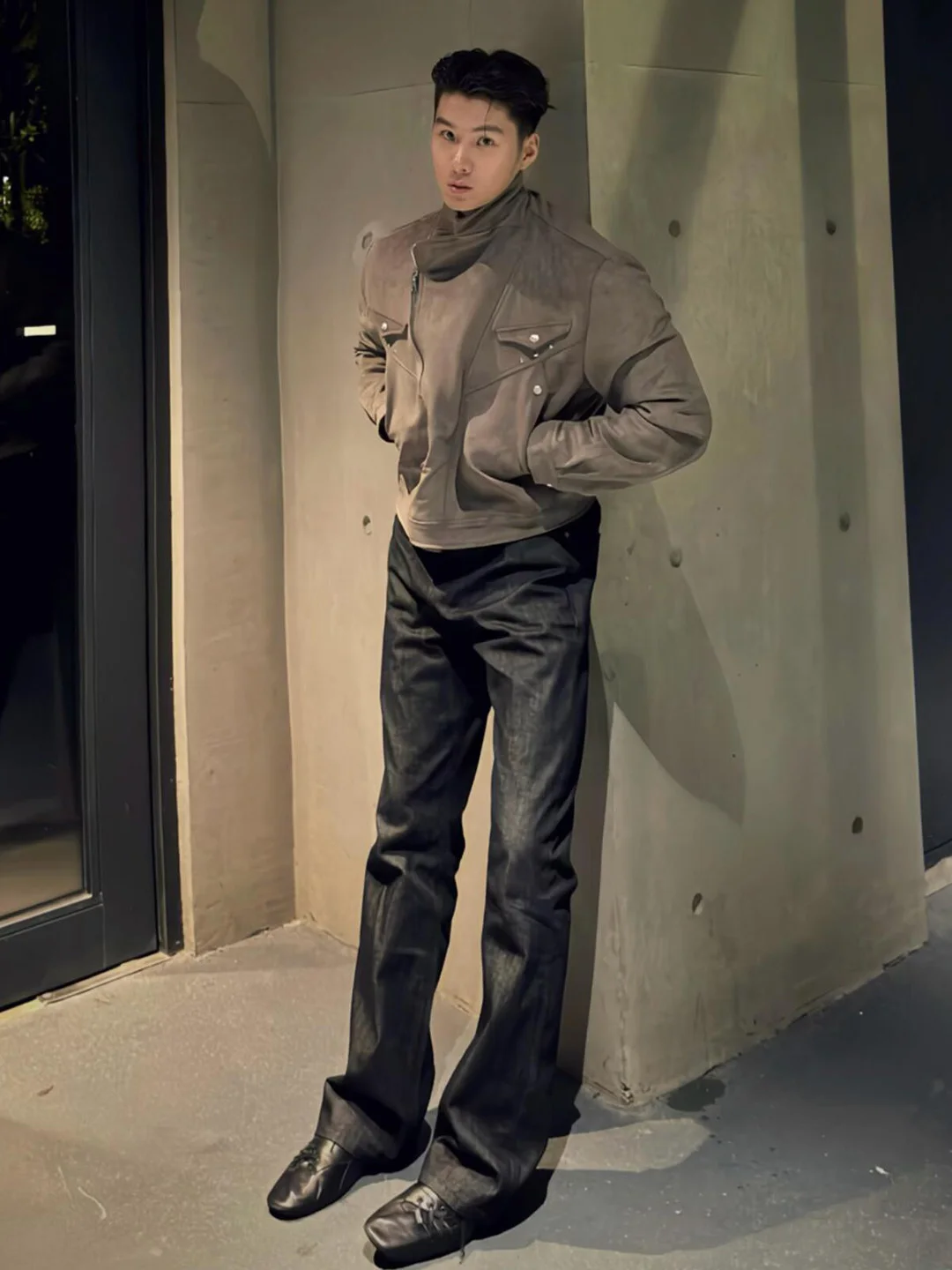 

Мужские джинсы Original Denim Bla, осенне-зимние, повседневные, с микро-клешем, вышивкой и декоративными элементами, свободного кроя