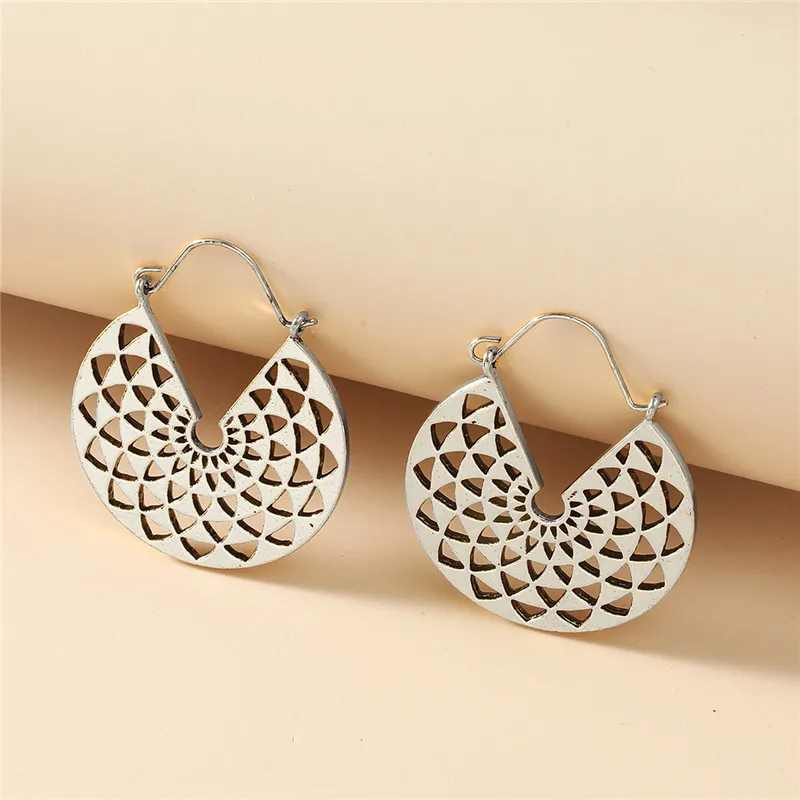 Vintage Ethnic Alloy Hollow Heart Earrings For Women Carved Pattern Star Moon Geometric Hoop Earrings