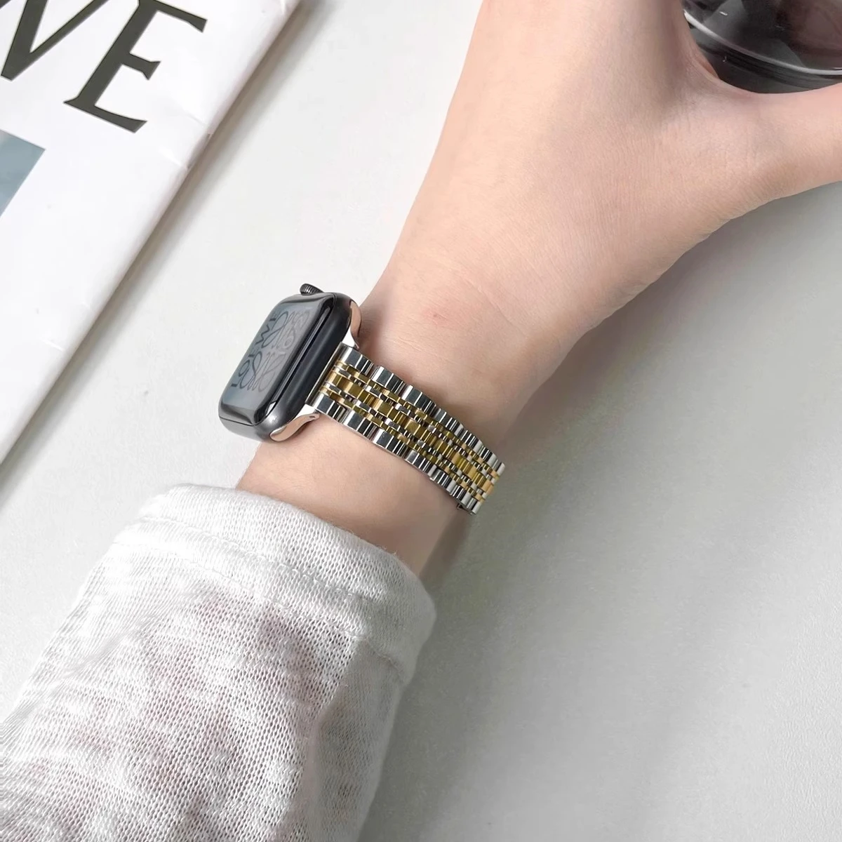 Тонкий металлический ремешок из нержавеющей стали для Apple Watch Series 9 8 7 SE 5 4 3 2 1 Ultra iWatch 45 мм 41 мм 38 мм 40 мм 42 мм 44 мм 49 мм