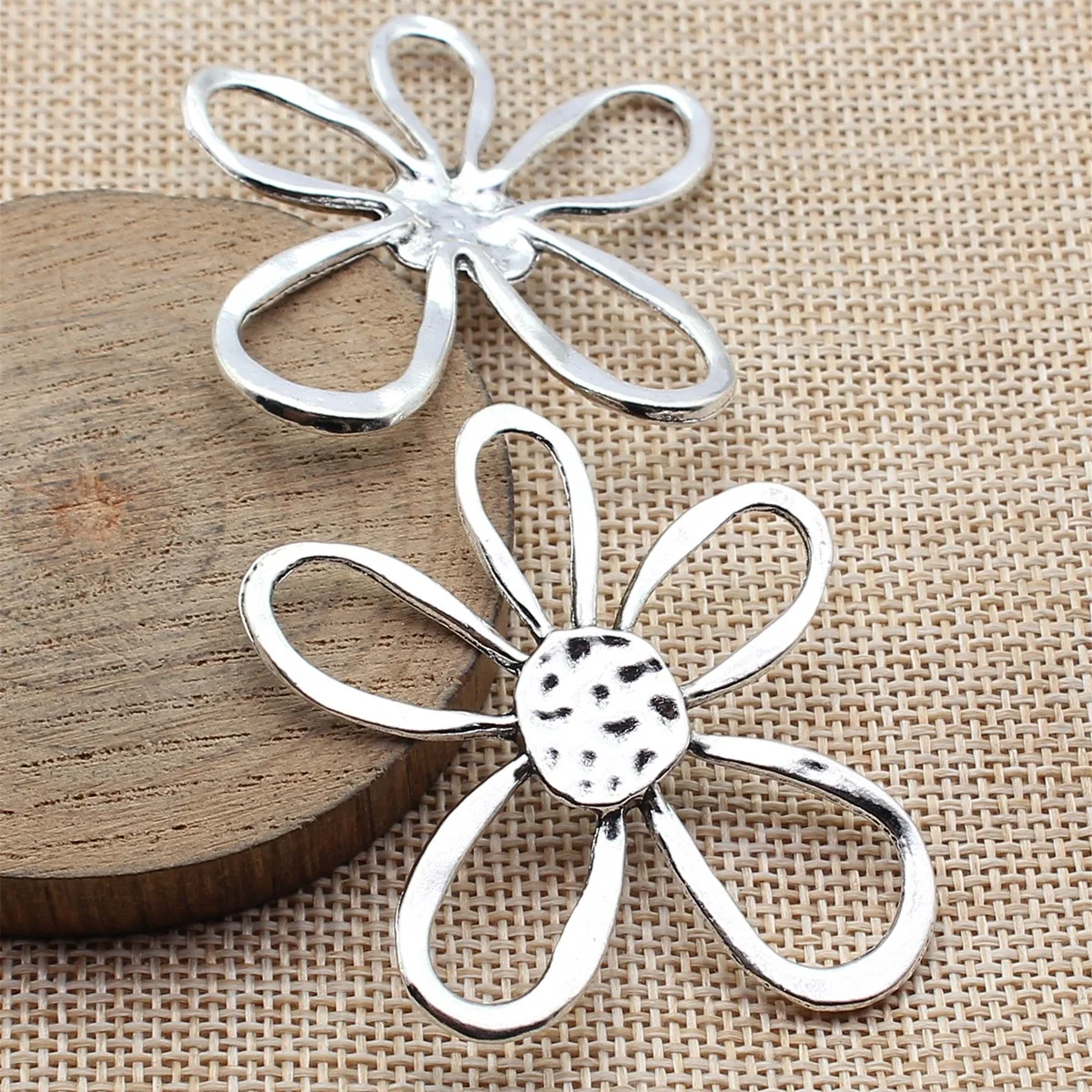 2pcs 52x46mm Antique Silver Color Hollow Out Five-Petal Flower Pendant Jewelry Findings Bulk