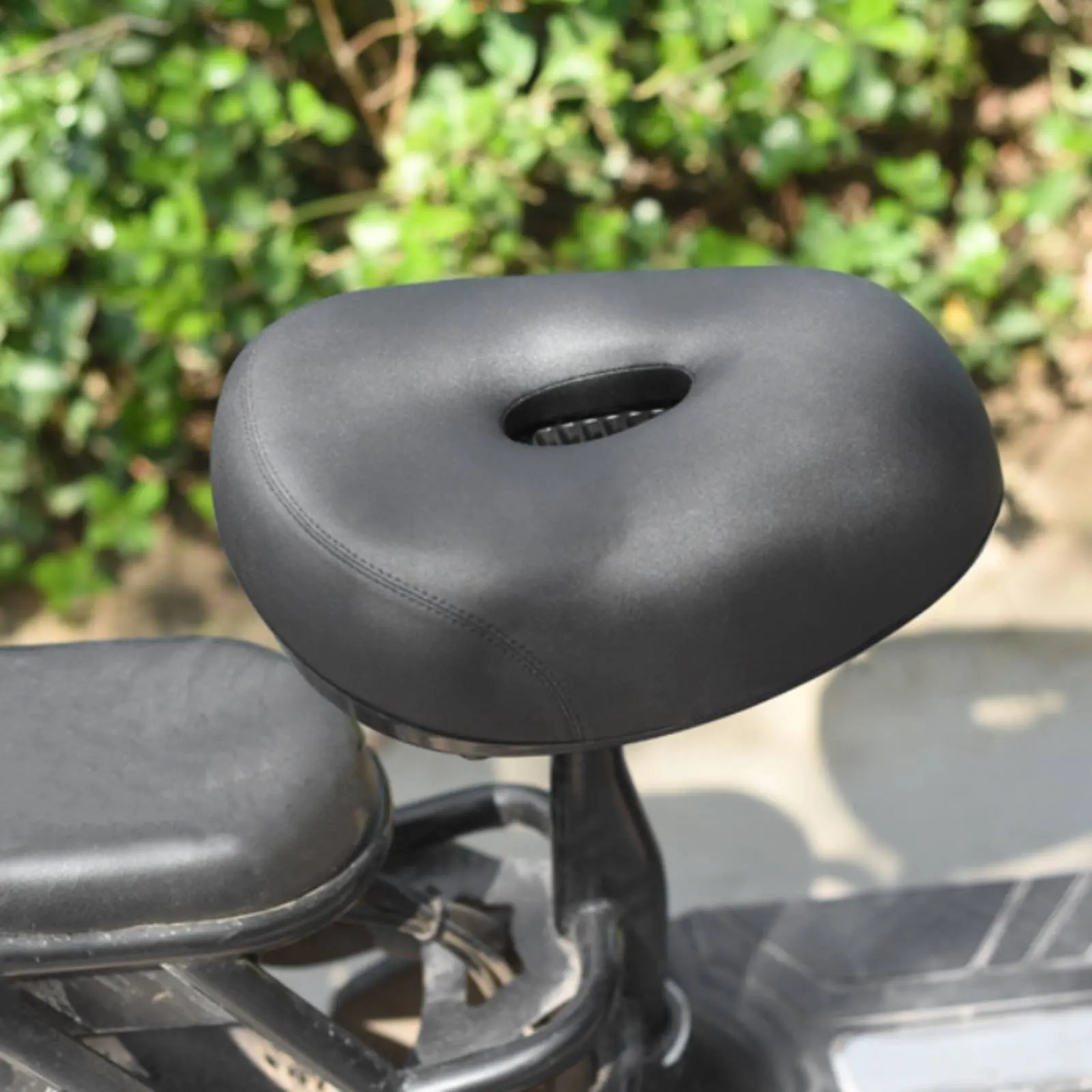 

Electric Bike Seat Long-Lasting Waterproof Two-Wheeler Saddle Padded Bike Saddle Ergonomic Vehicle Accessory Easy Install
