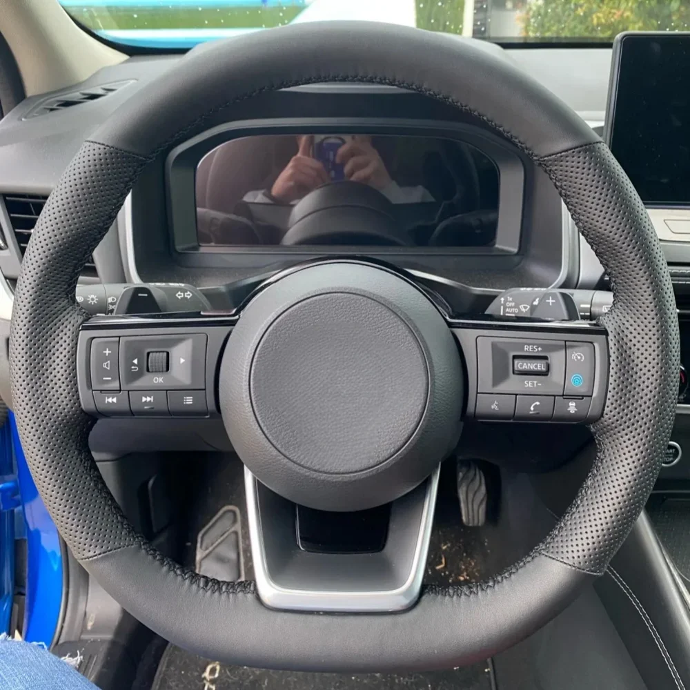 Customized Car Steering Wheel Cover Pathfinder Qashqai X-Trail 2021-2023 Non-Slip Car Hand-sewn Steering Wrap For Nissan Rogue