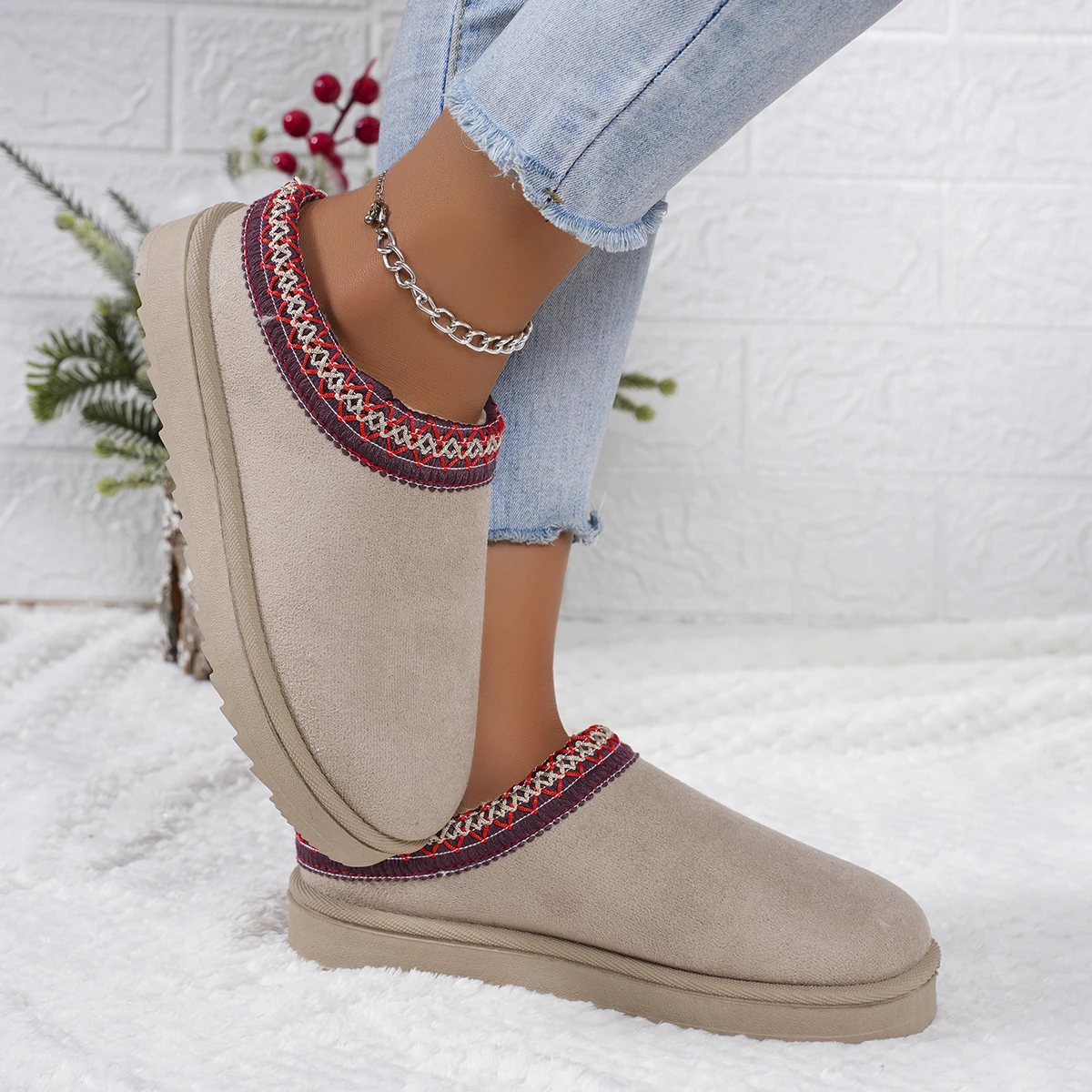 Snow Boots Women Winter New Cashmere Warm Thick Soles Without Heel-covered Hair Half Slipper Cotton Shoes Cashmere Warm Boots