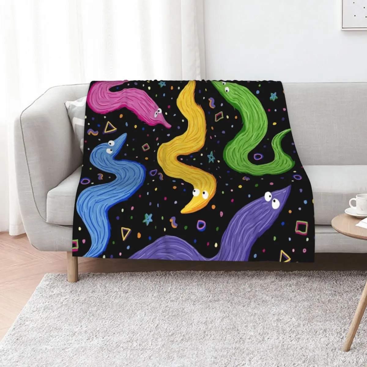 

Bowling Worm On A String Throw Blanket Moving Decorative Beds Luxury Throw halloween Blankets