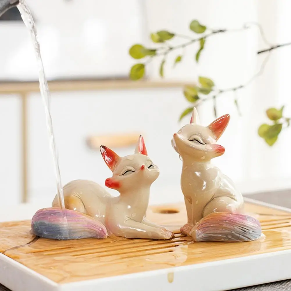 Hand-painted Tea Pet Handcrafted Color Changing Fox Tea Pet for Good Luck Symbol Teahouse Ornament Resin Feng Shui for Kungfu