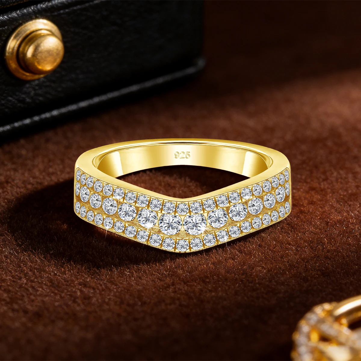 

Кольца с муассанитом V-образной формы для женщин, позолоченные 18-каратным золотом, из серебра 925 пробы, штабелируемые, для свадьбы и вечеринок, подарок на День святого Валентина