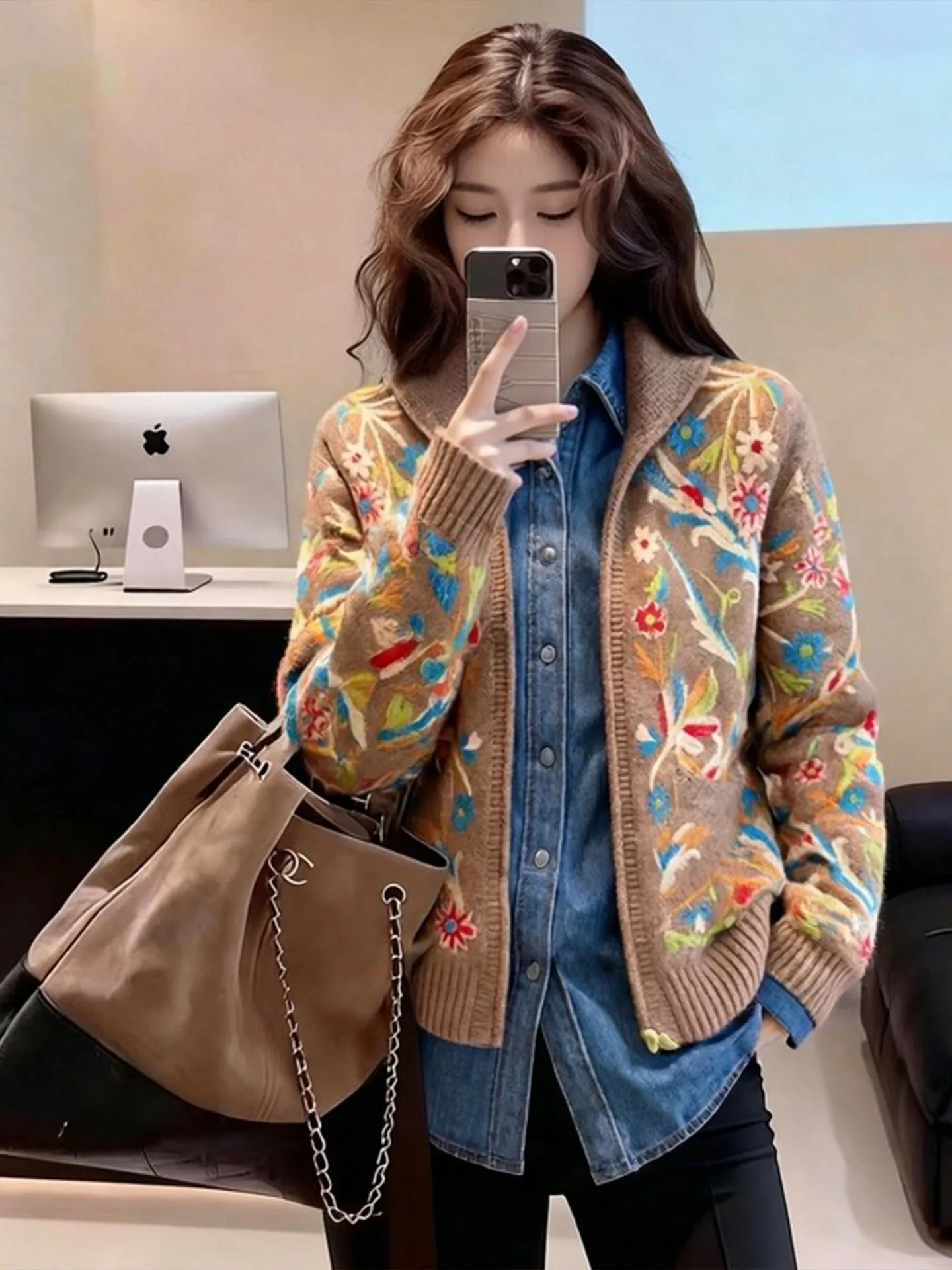 

Женский свитер Ele Floral Sweater Jaet 2026: Новинка весны, дизайн в стиле Old Money, элегантный топ для повседневной носки