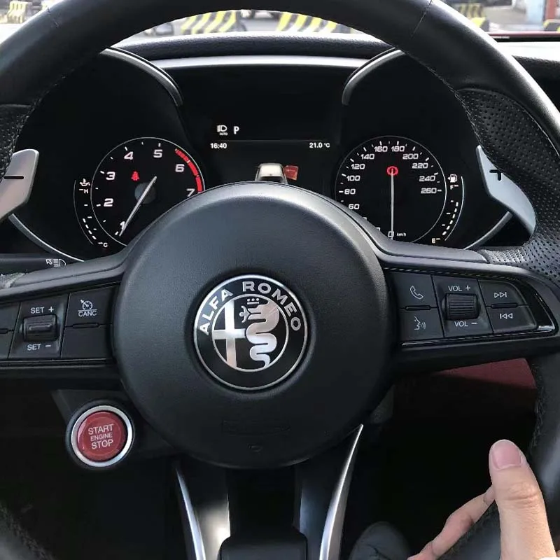 

Наклейки для салона автомобиля Alfa Romeo Giulietta Mito Giulia Stelvio Brera 147 156 159, эмблема на руль 40 мм, центральная наклейка