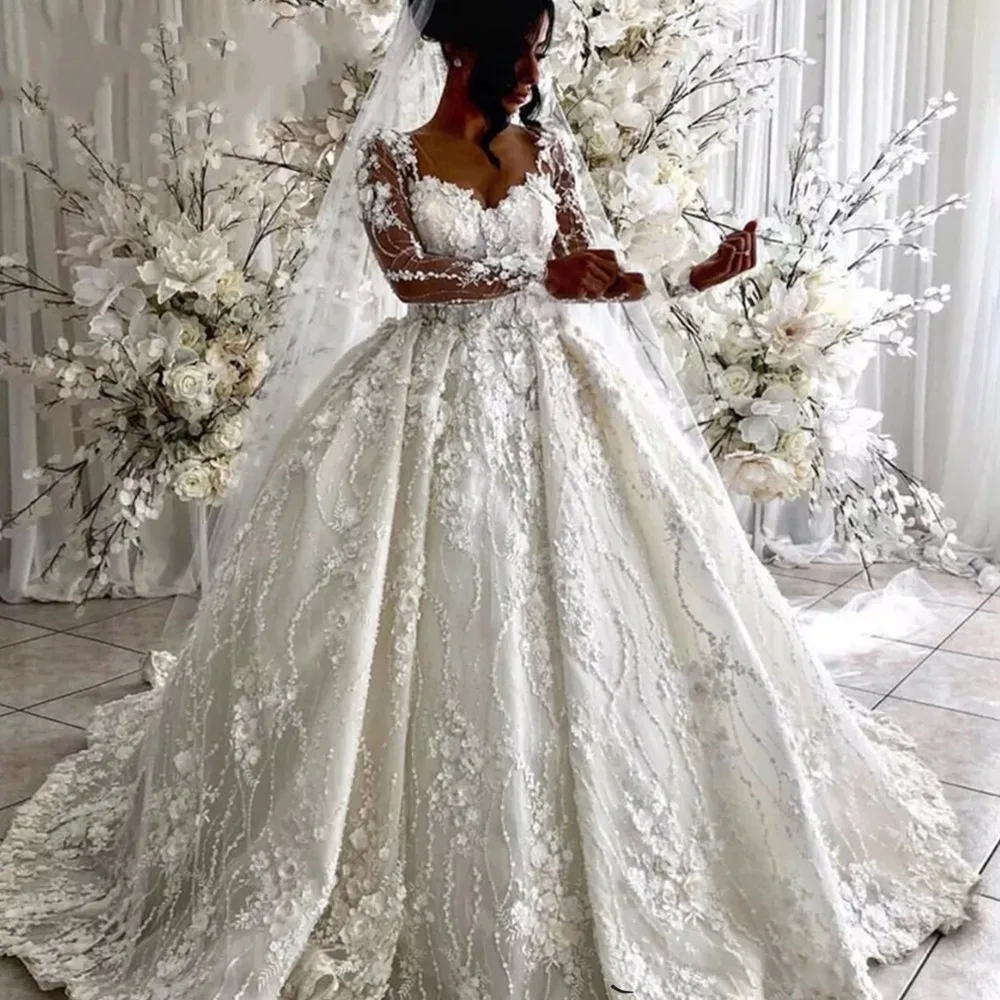 

Customized Luxurious Scoop Neck Arabic Long Sleeves 3 D Floral Appliques Wedding Dresses Illusion Buttons Robe De Mariee Bridal