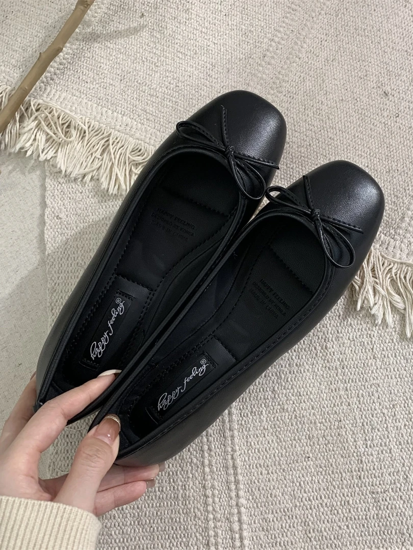 黒のスクエアヘッドシングルレディースシューズ、スリッポンフラットボトム、ノットバレエシューズ、レイジーシューズ、pu素材、ローヒール