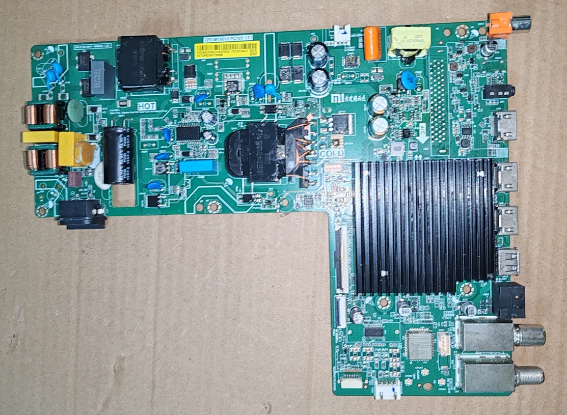 

TPD.MT9612.PC795(T) 02T-D48210011806M F2310012401H The physical photo of the three in one TV motherboard has been tested