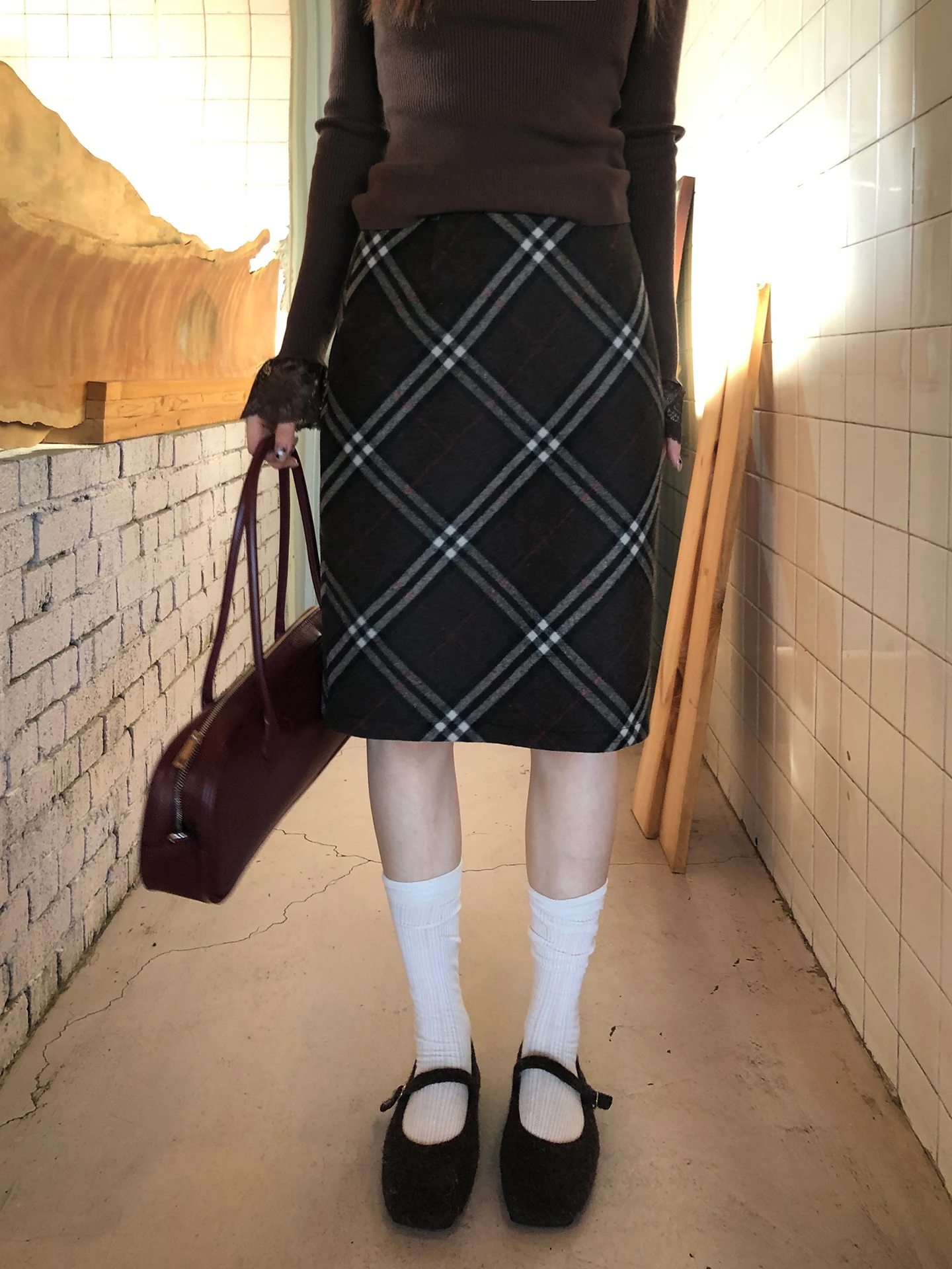 

Потрясающая женская шерстяная клетчатая юбка с запахом вокруг дизайна, осень-зима, новинка с низкой талией, прямой крой, красивый доктор