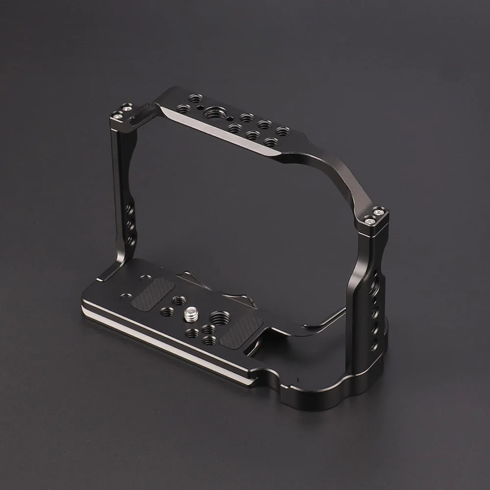 Camera Cage R10 DSLR Camera Cage for Canon EOS R10 Rabbit Cage Camera Rig for Vedio Photography Accessories Handle Locating Hole