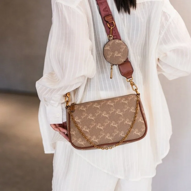 

Premium Women's Shoulder Bag Made Of Glen-Printed Leather Boasting High-End San Marino Lasting Spacious Soft Style