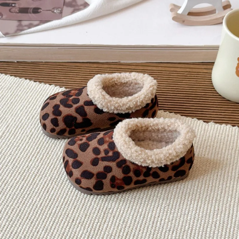 Girls' Camel Hairy Shoes 2026 Winter New Girls' Plush Warm Casual Cotton Shoes Baby Soft Soled Western-style Bean Shoes 21-33
