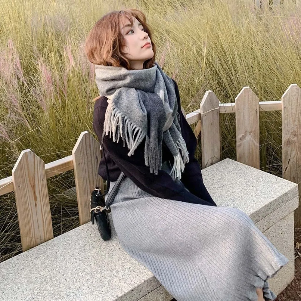 

Large Wool Classic Plaid Scarf Soft Cold-proof Knitted Wool Scarf Contrast Color Korean Style Long Neckscarf with Tassel Outdoor