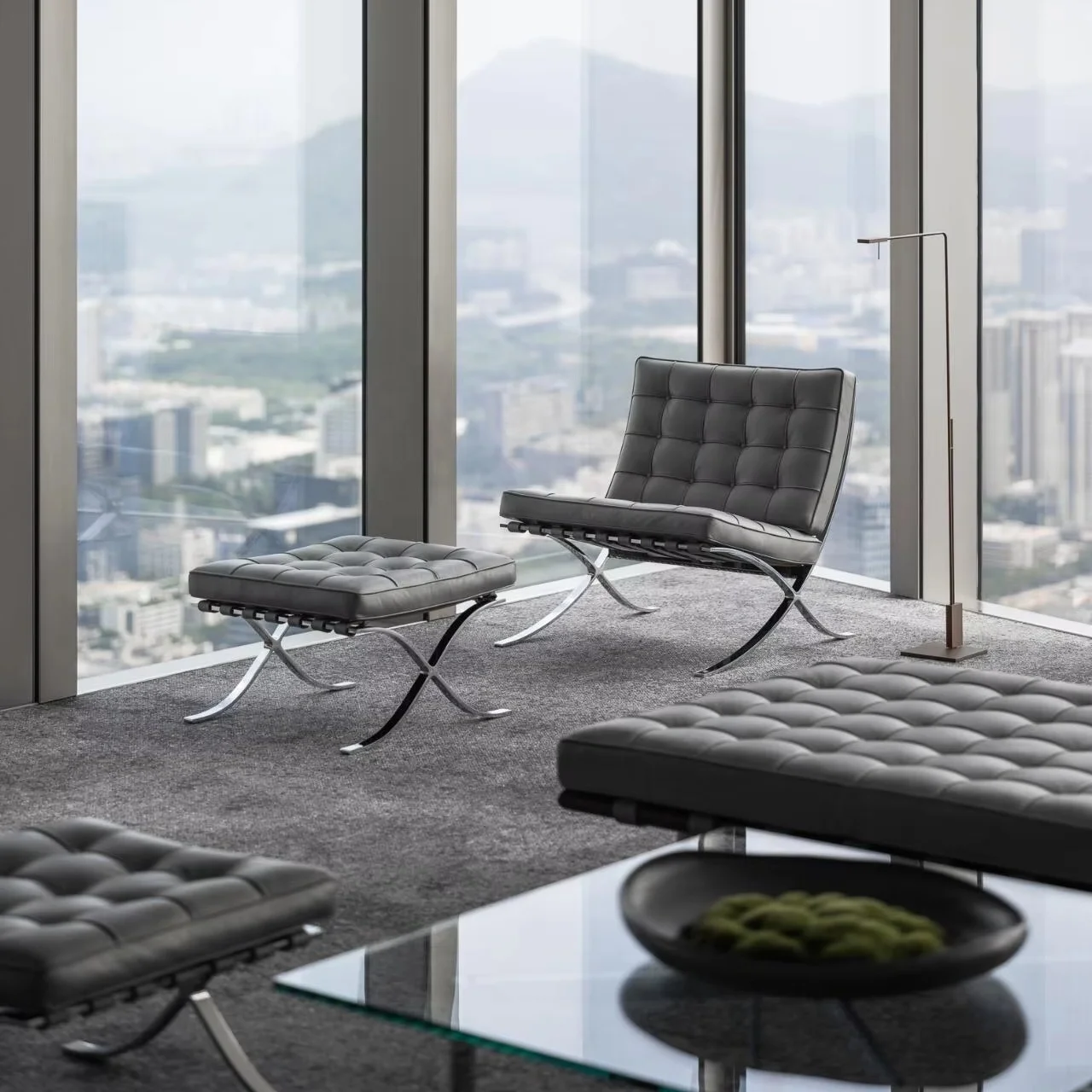

Minimalist Bauhaus Designer Furniture Armless Living Room Single Sofa Chair Furniture Barcelona Lounge Chair