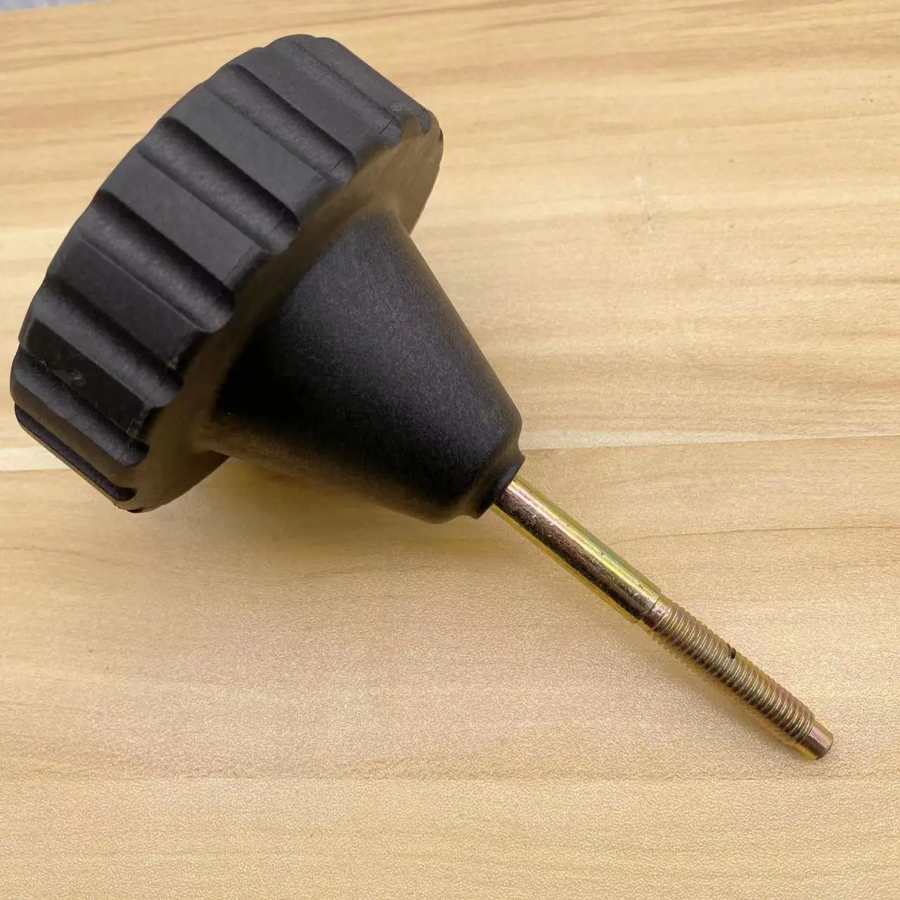 

1pc For Buick Excelle Chevrolet Lova Sail Spare tire mounting nut screw bolt