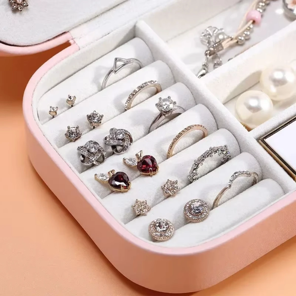 2025 Portable Jewelry Box Jewelry Organizer Display Travel Jewelry Case Boxes Button Leather Storage Zipper Jewelers