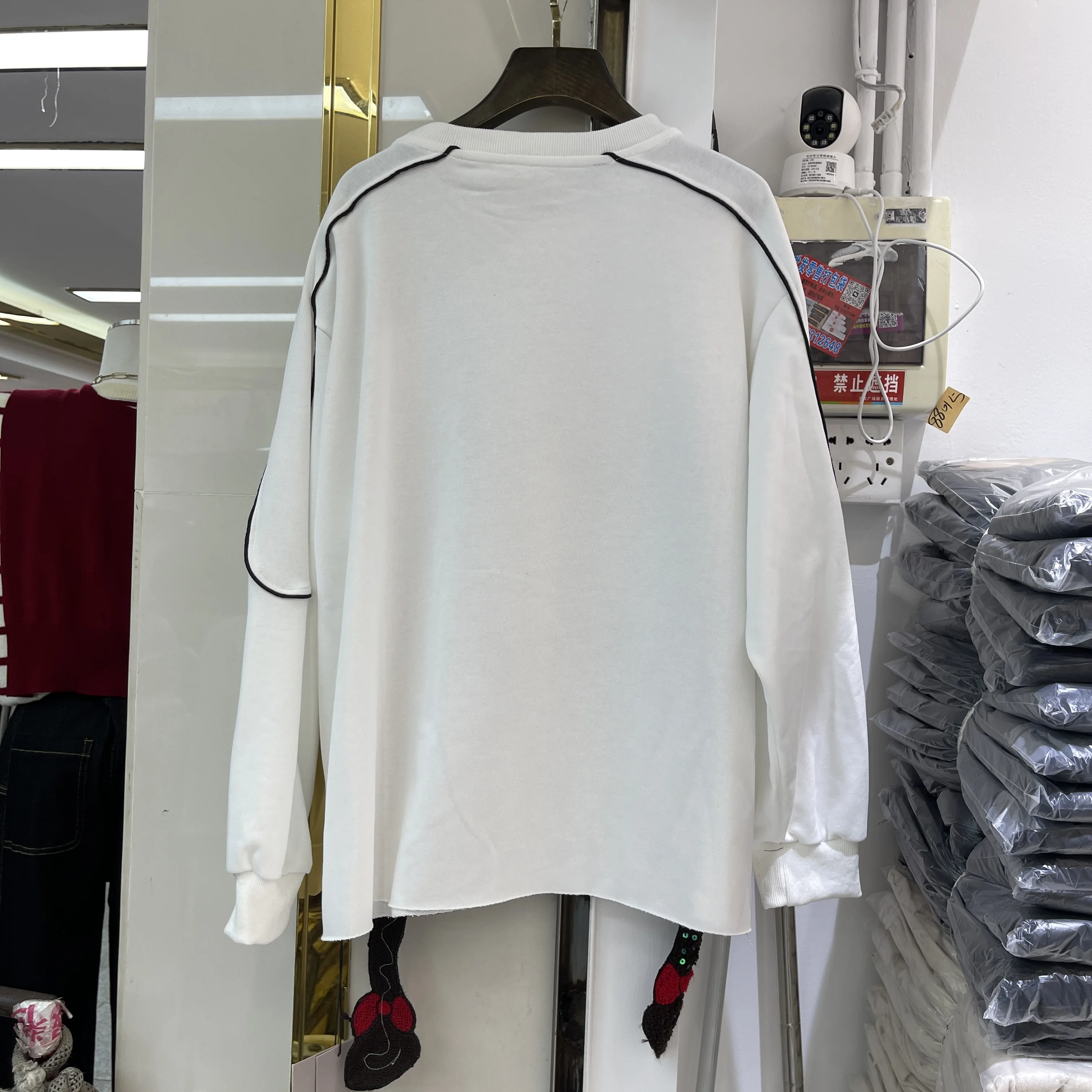 European Style Trendy Brand Patchwork Cartoon Girl Round Neck Long Sleeve Sweatshirt Loose Fit Oversized Top for Women Autumn