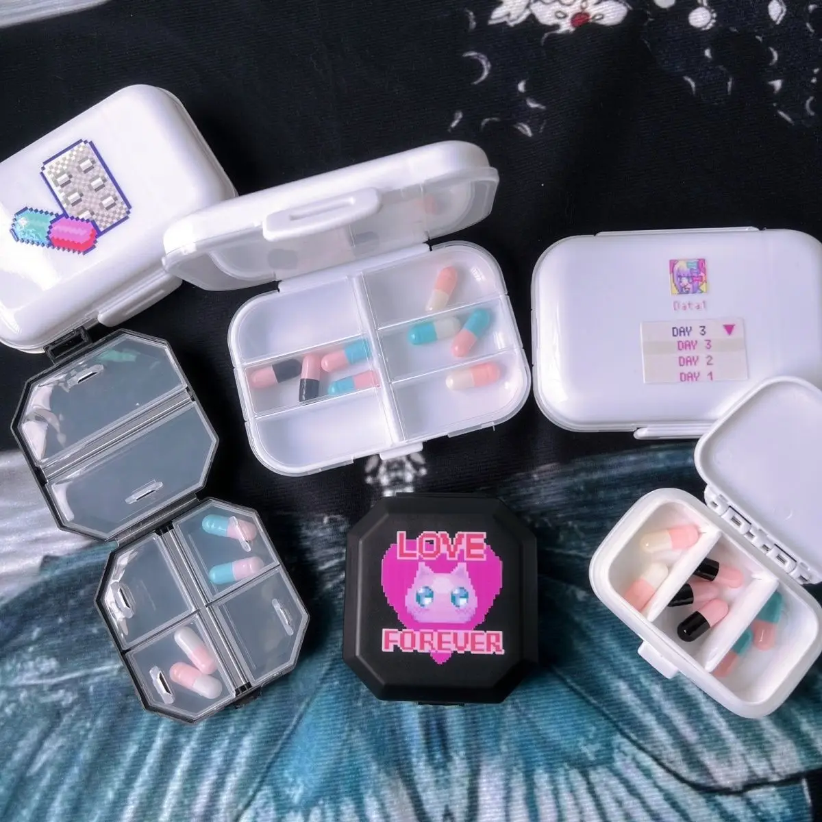 Needy Girl Overdose Pill Box Game Decor Storage Jewelry Kawaii Cartoon Student Life Child Girl Daily Necessities Birthday Gift